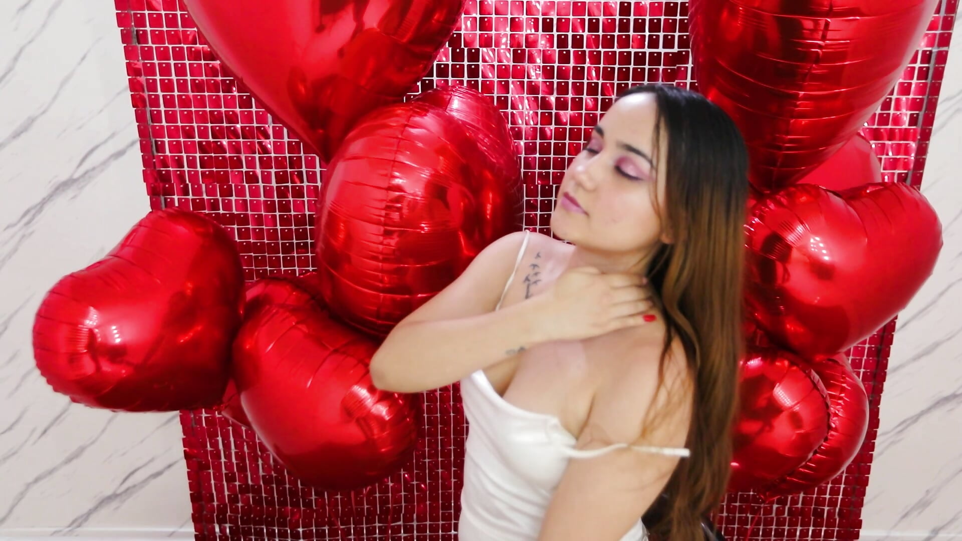 Do you want to be my valentine 💗💋