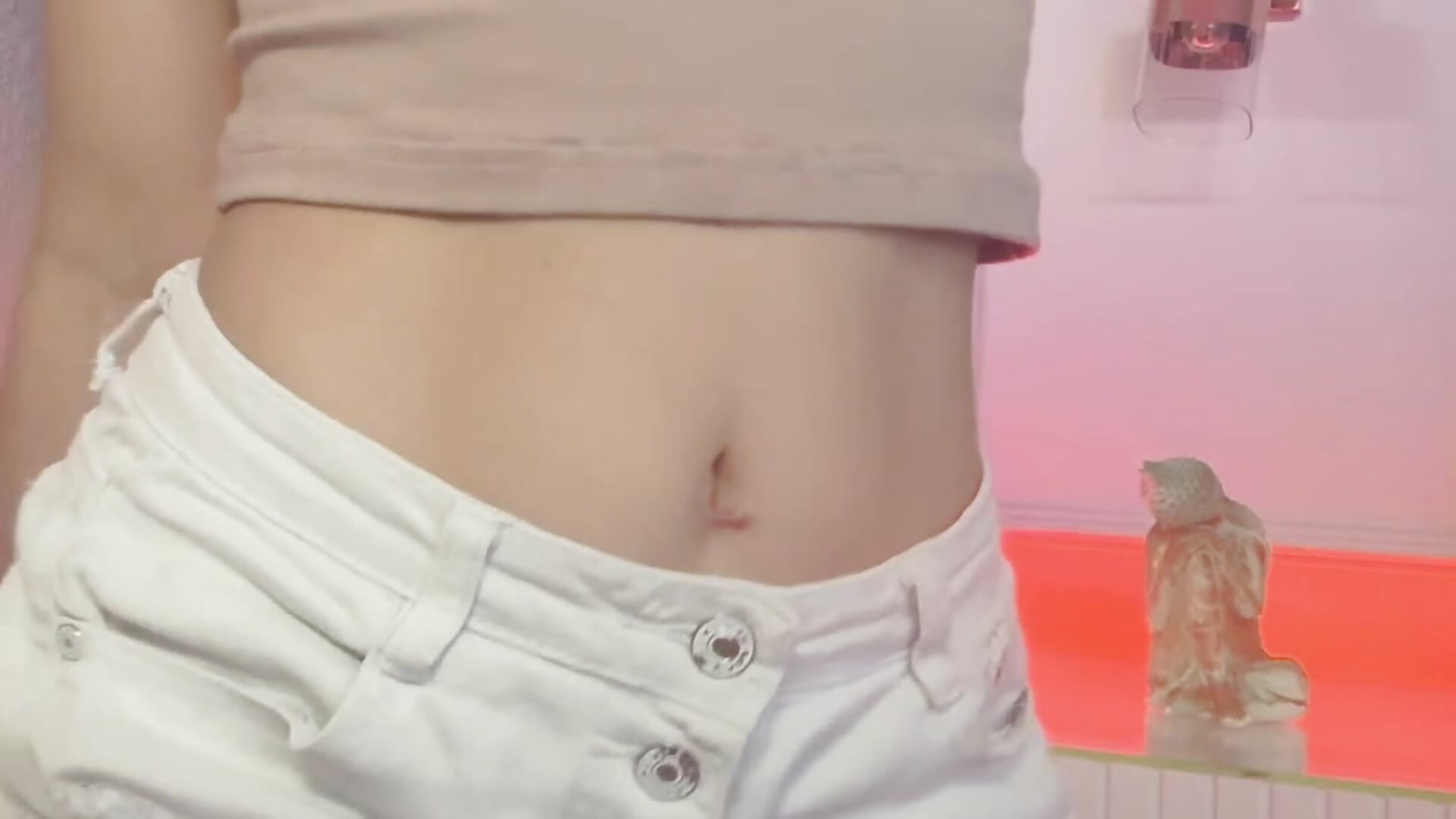 U like my short? - video by paula_perez09 cam model