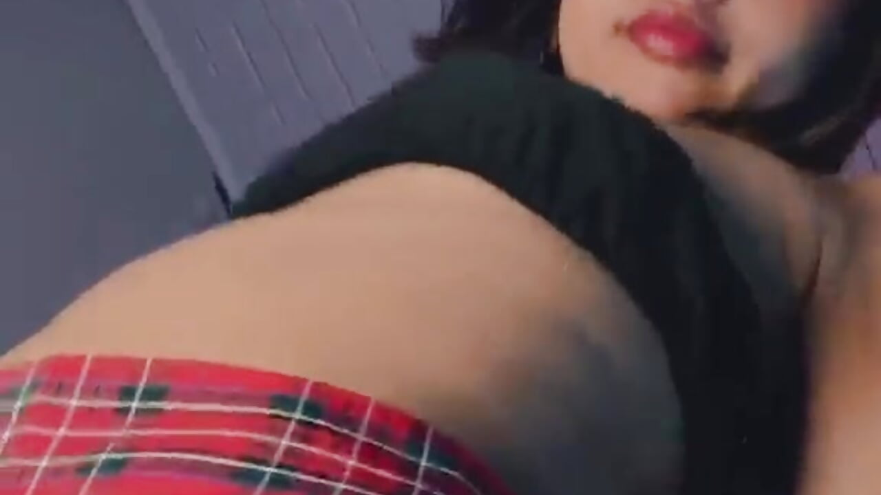 Beautiful and sexy student - vídeo de la modelo de cam Heicy_