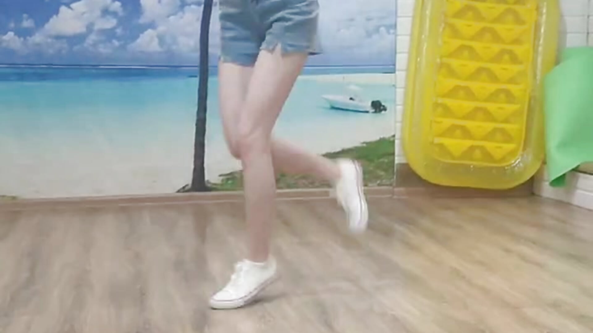 Shuffle－カメラキャストのVisbeeの動画