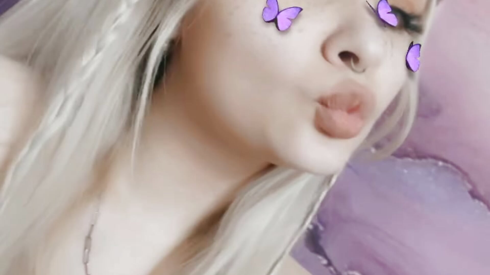 Cute Chloe — filmik SweetttChloe, modela(-lki) na kamerkach