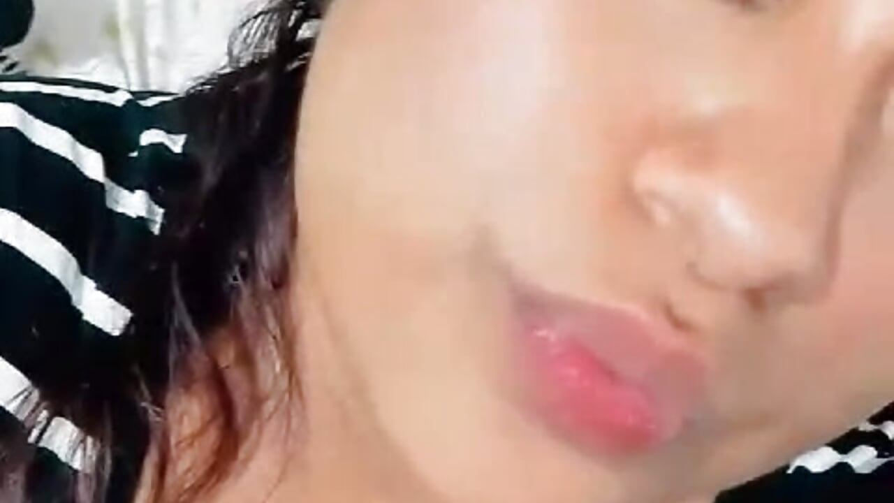 WhatsApp Video 2024-04-13 at 5,02,16 PM - video by AnniGils cam model