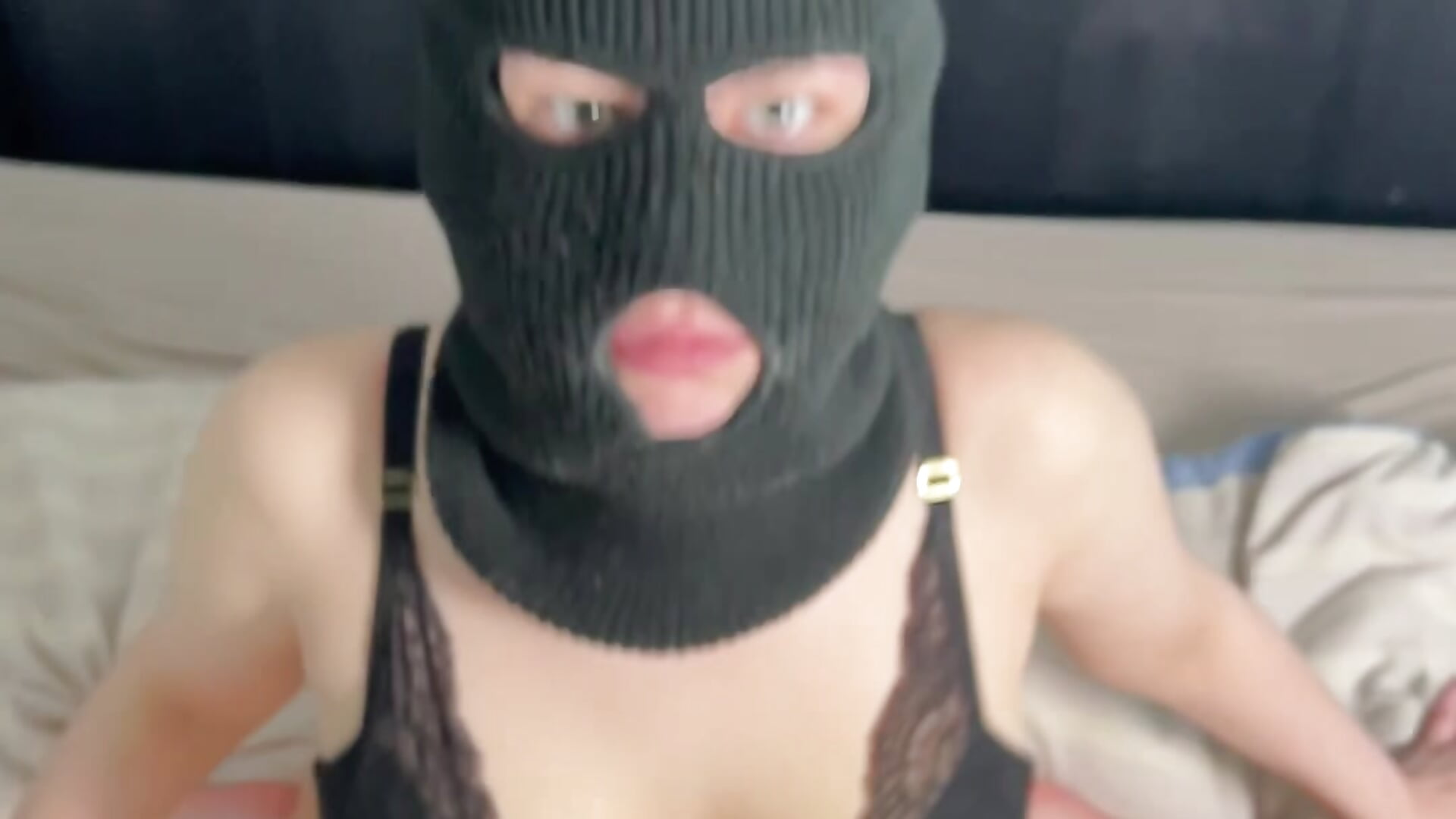 slowmo boob jump - video by Janetxxx cam model