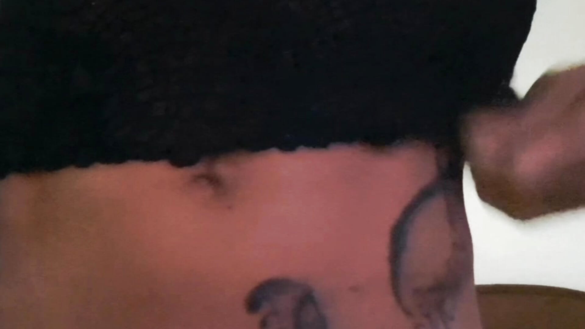 Showing off in black panties (Se Excibindo de Calcinha Preta) - vídeo de Cris_Exotica modelo de câmara