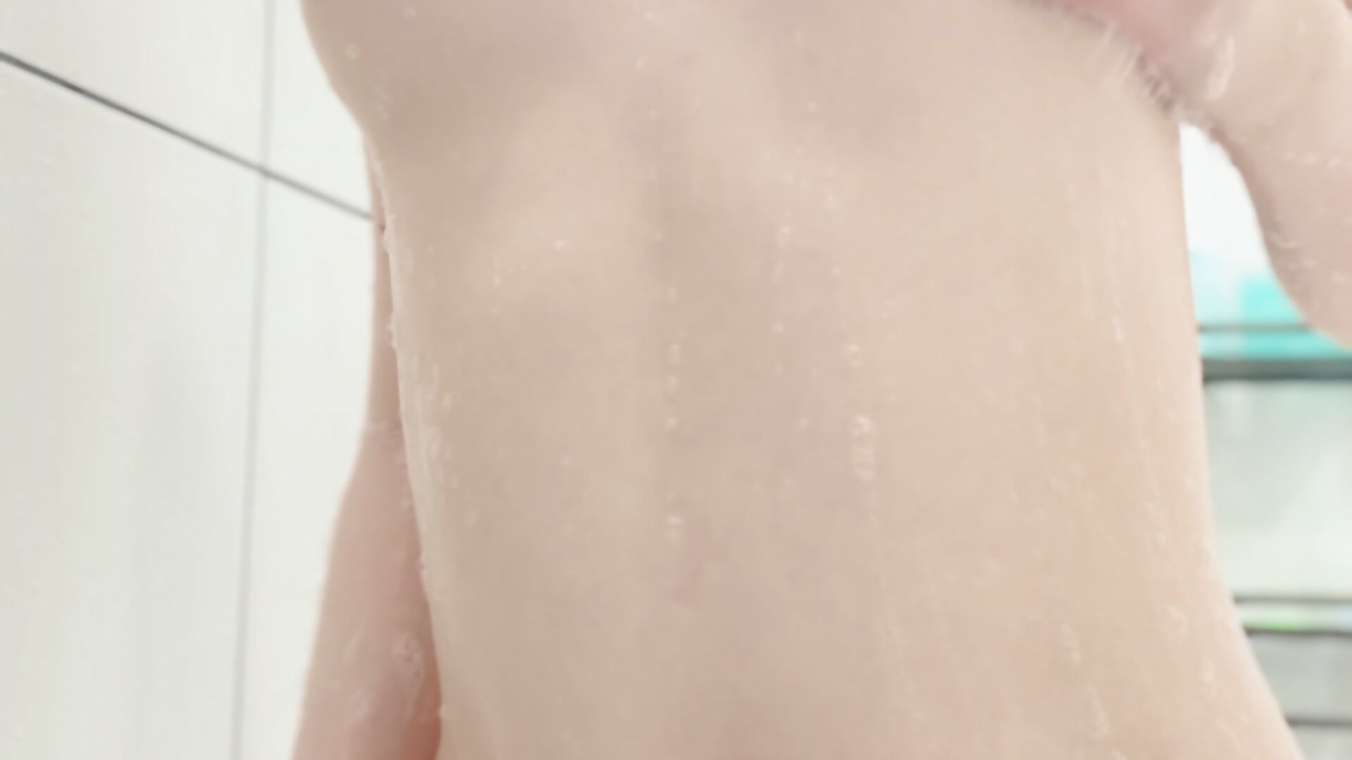 touching myself in shower - KitayamaChu 캠 모델의 동영상