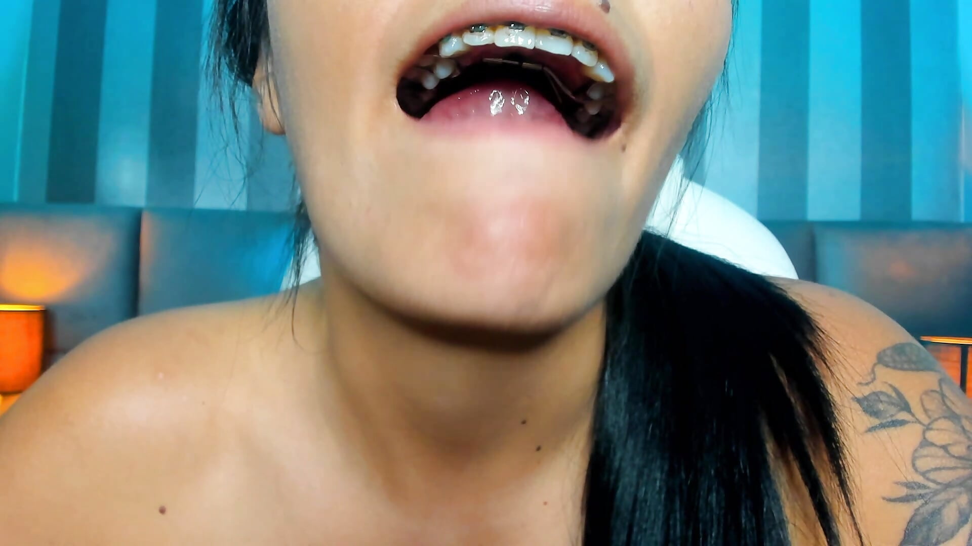 show on my brackets 💙👀 – видео вебкам-модели Valkiria_ponce