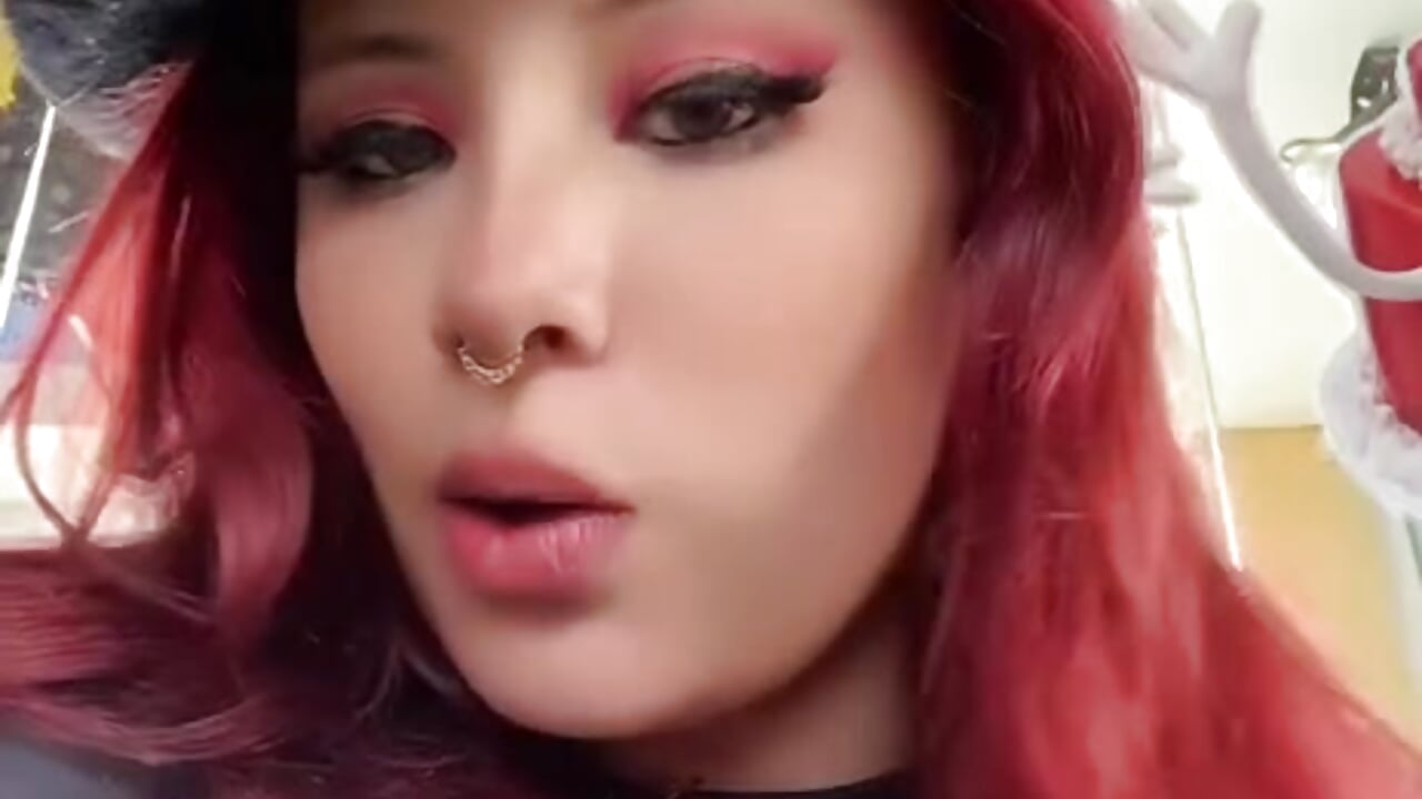 kiss for you ❤🔥 - video by Khali_reed_ cam model