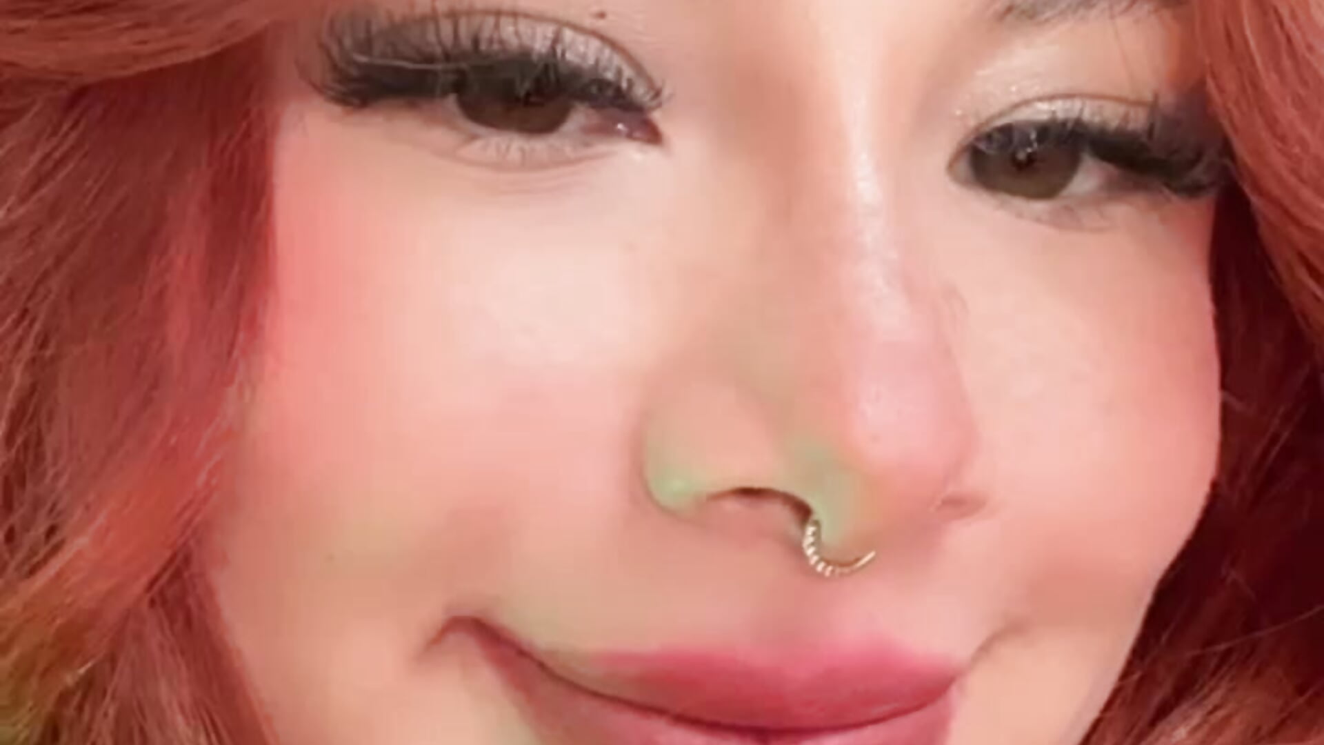 Kiss 😘 - video by Khali_reed_ cam model