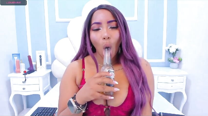 😈😈 - video by Lawrenhils cam model