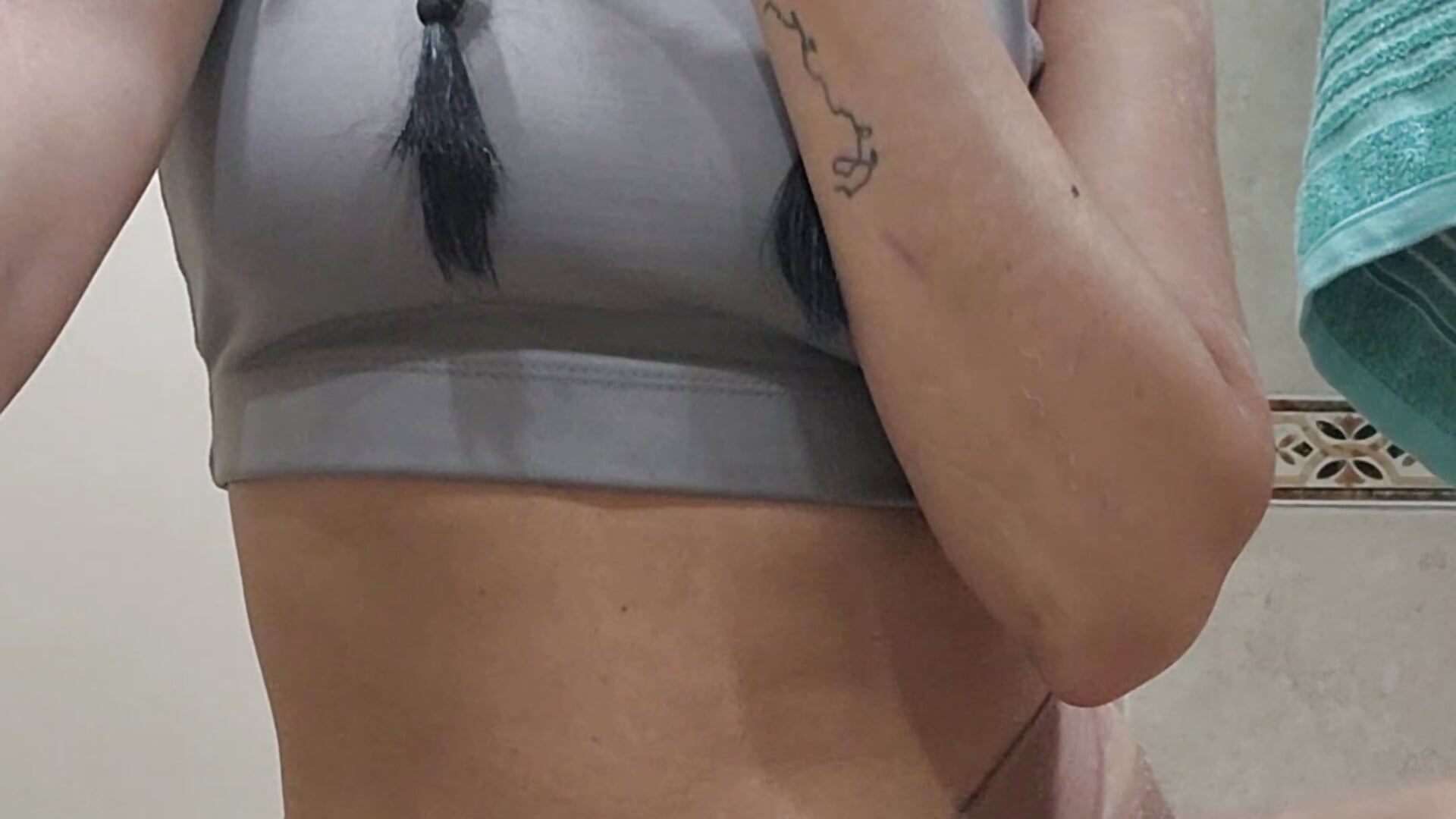 1000596521 - video by VelvetMoon11 cam model