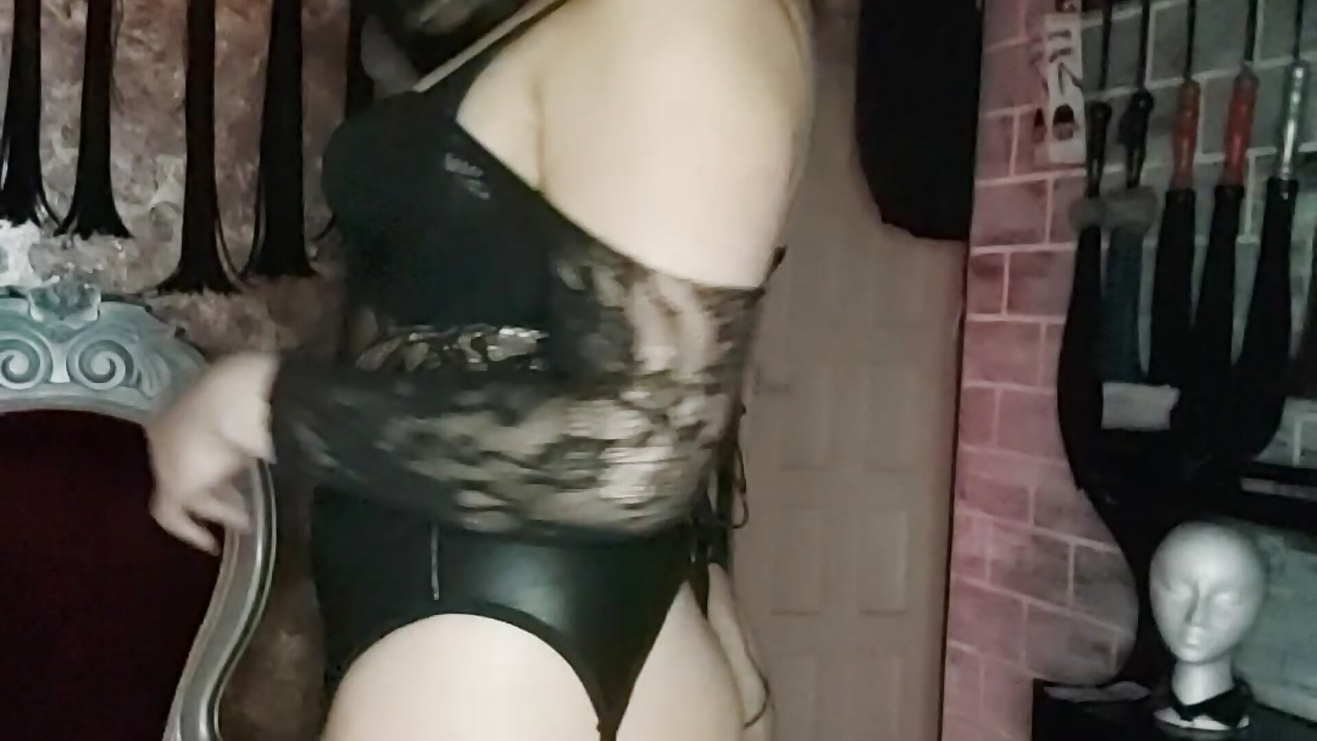 Sexy Dance Gothic Girl - video by Kinkster_Jade cam model