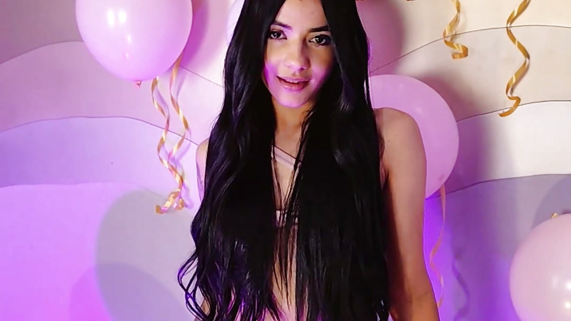 𝘽𝙞𝙧𝙩𝙝 𝙖𝙣𝙙 𝙗𝙚𝙖𝙪𝙩𝙮 - video di HannahJamesX modella di cam