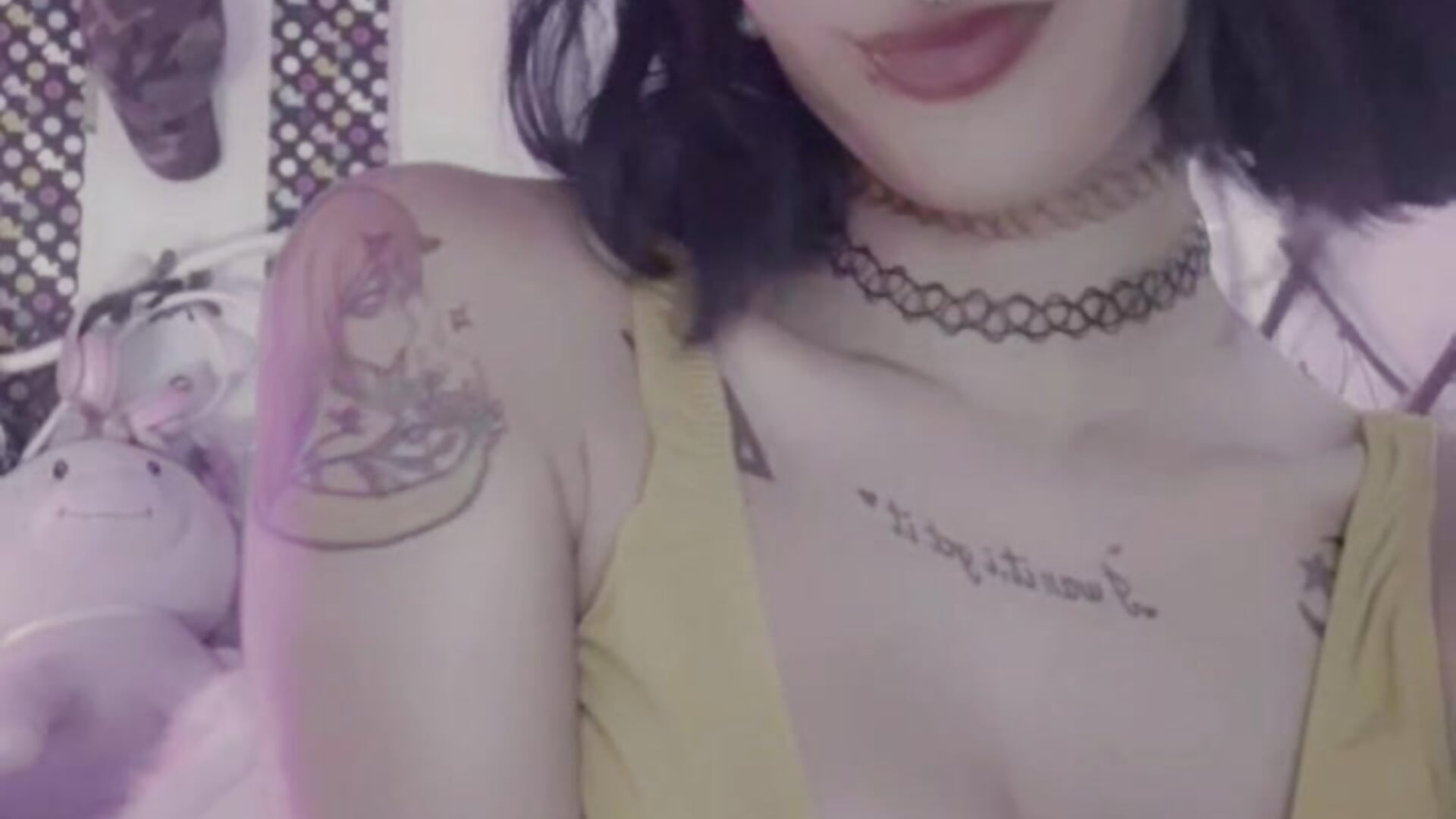 Pika pika - clip cu LunaDeCristall model videochat