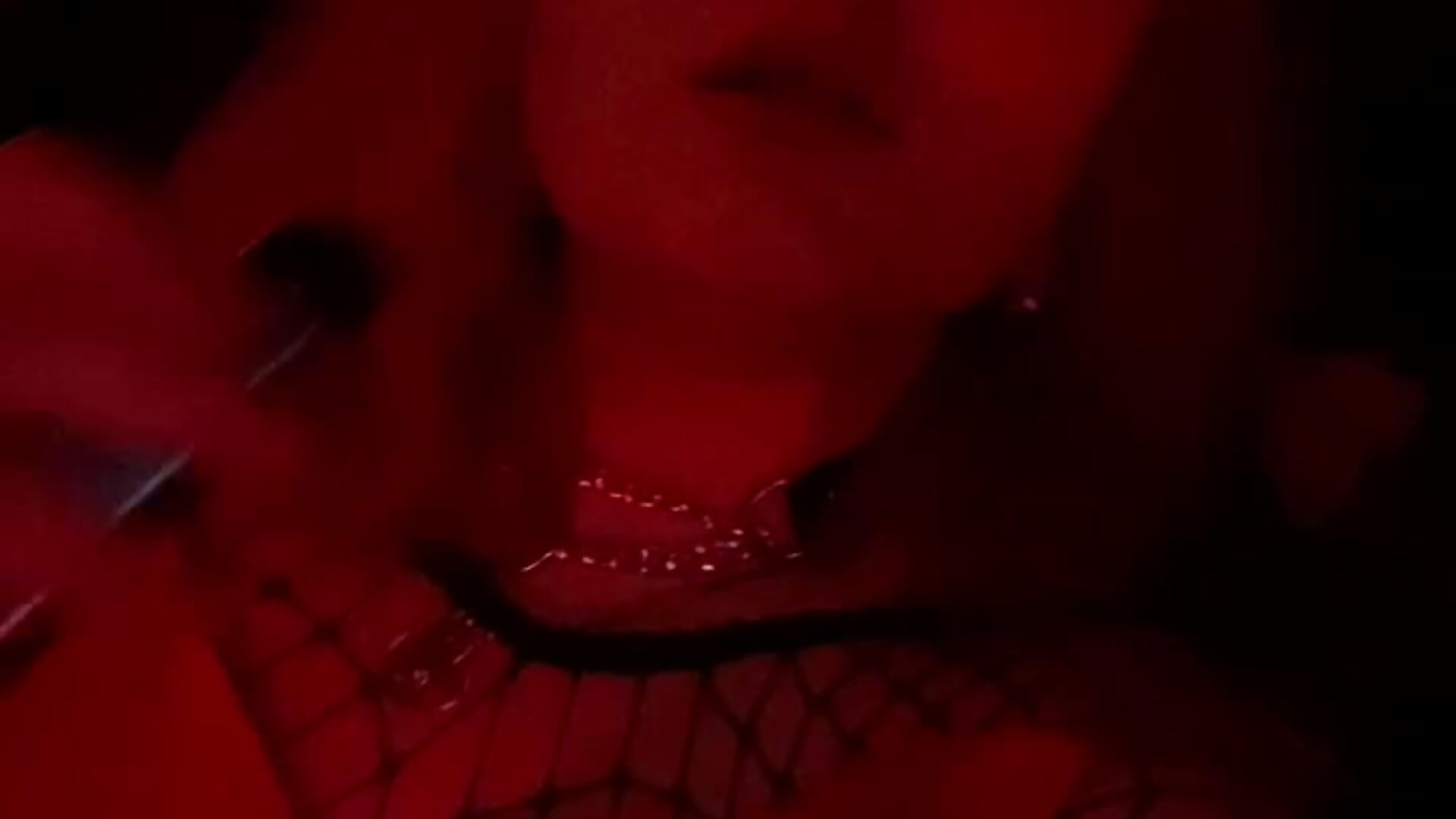 Girl at the bar－カメラキャストのLana_Bananassの動画