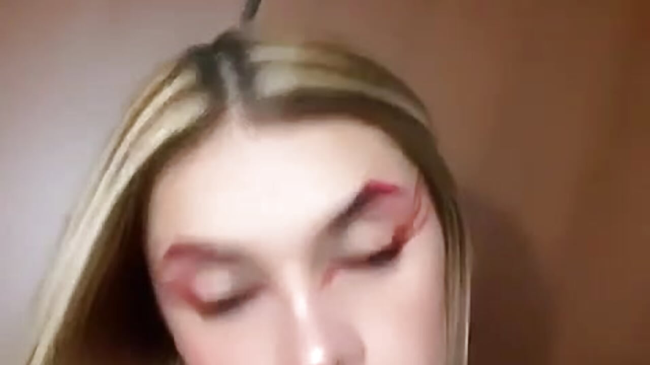 WhatsApp Video 2024-04-16 at 11,42,12 AM - video by cassi_666 cam model