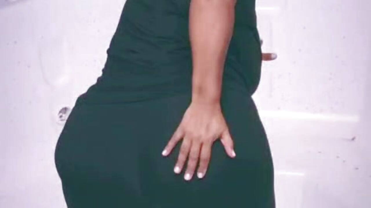 Ass for You 🔥🍑🍑 – video modela na kameri OliviaBurning