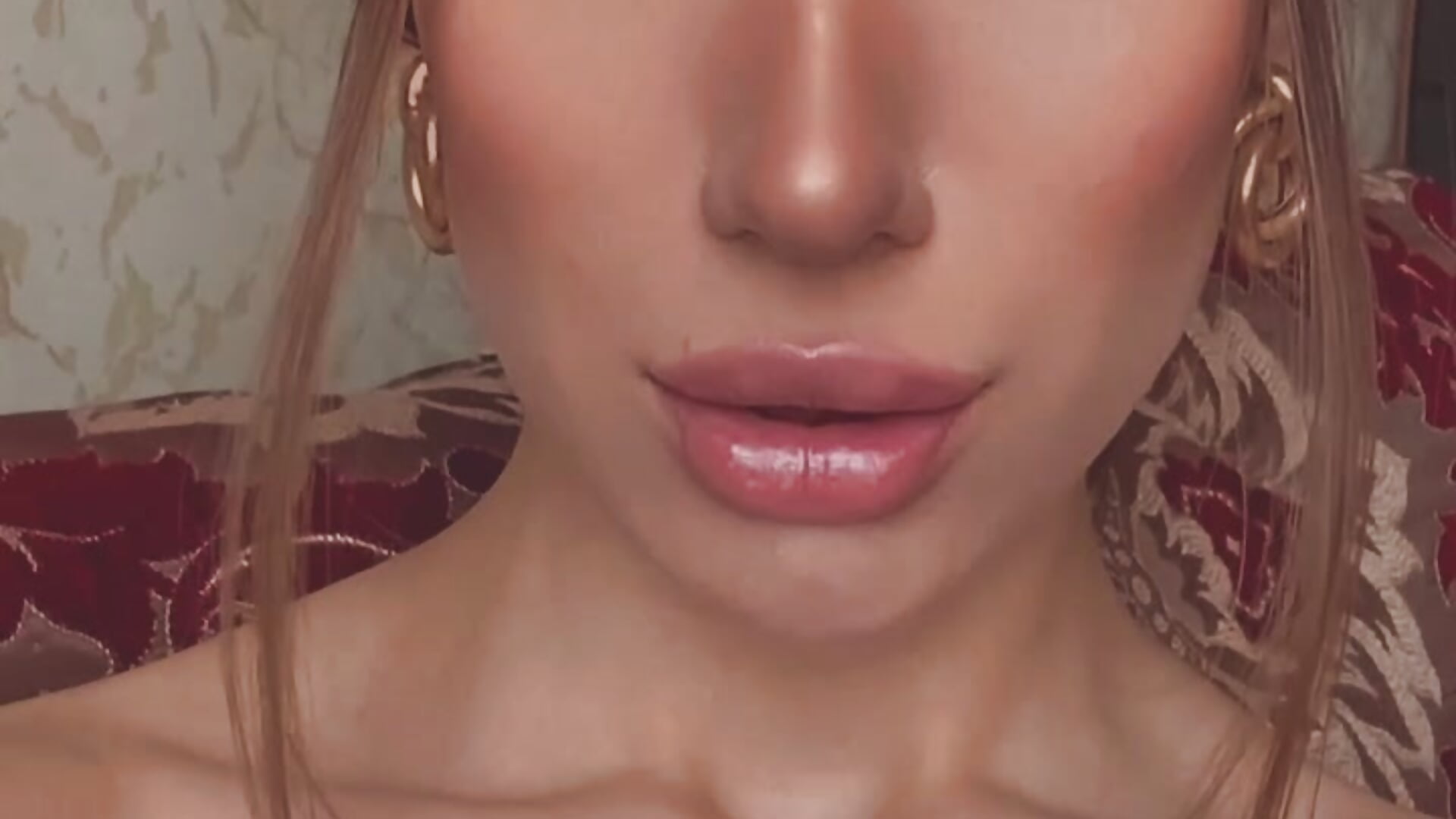 Foxy eyes 🦊 – видео вебкам-модели ta_daam