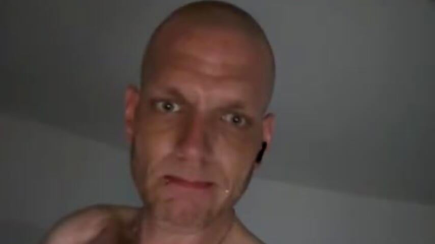 I dont give a f*ck about that sh*t – video od webkamerové modelky KingBadde