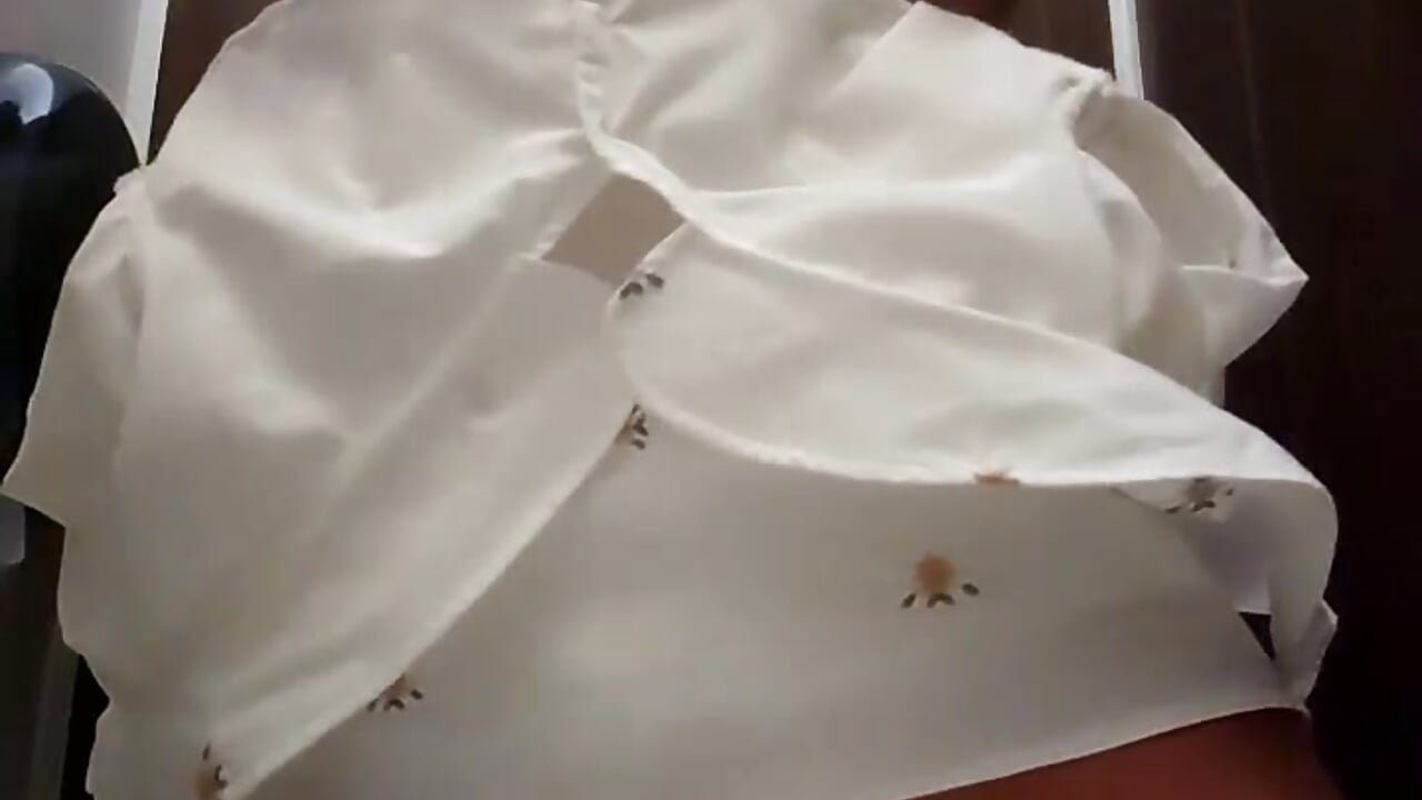 [28 Aug 17:26] Public Show－カメラキャストのIzabella_Bellaの動画