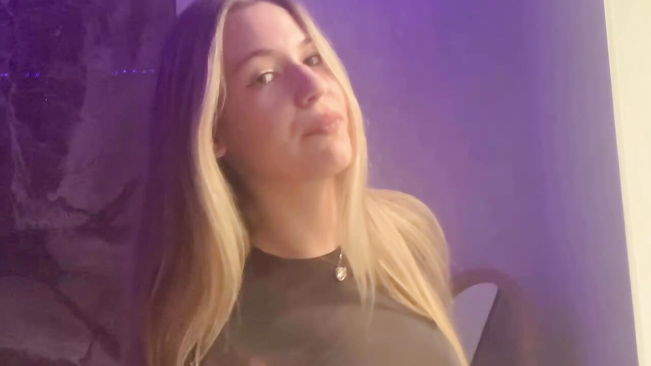 good mood to dance - video by NylamNish cam model