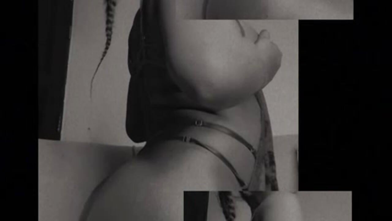 🧡 Sexy Petite Ebony #03 - clip cu horny_ebonyy model videochat