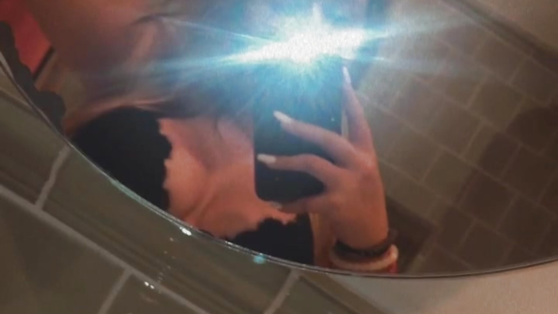Mirror :) - video by rosequinn01 cam model