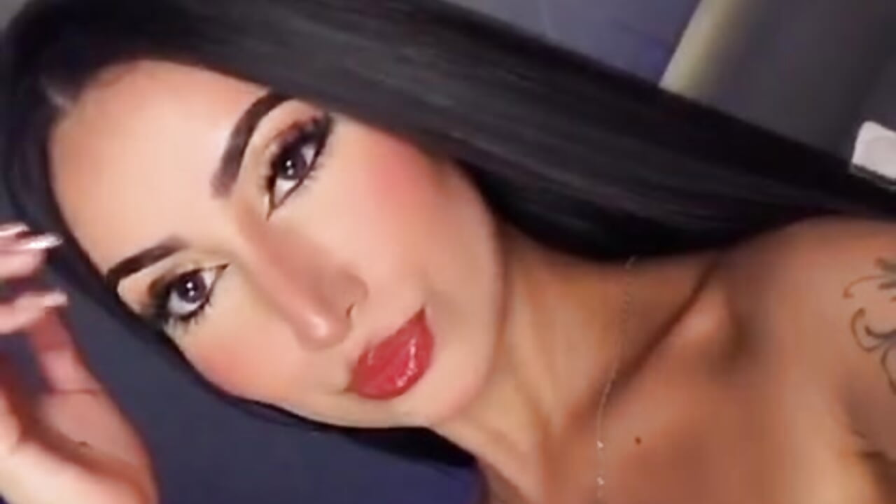 Your Sexy Queen! 👑 – видео в ебкам-модели morganlake_