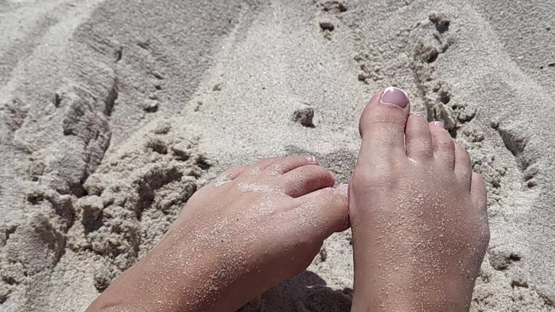 ⛱️👣 Pieds dans le sable / Feet in Sand