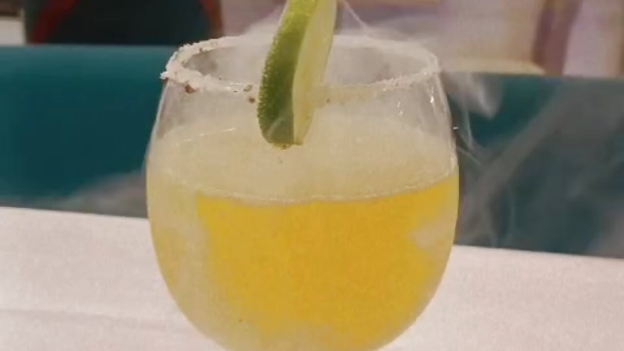 ..– Damian_latinxxx kameramodell videója