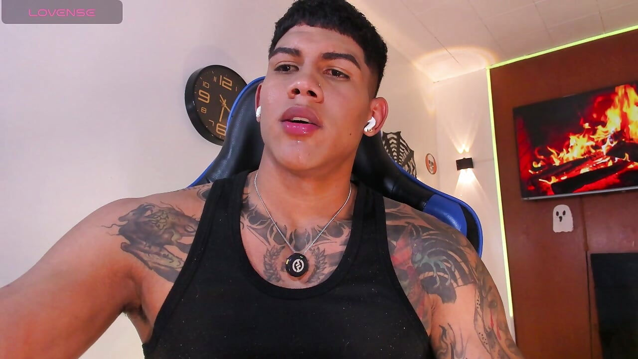 😎🤪you would like it🤪 - video by Damian_latinxxx cam model