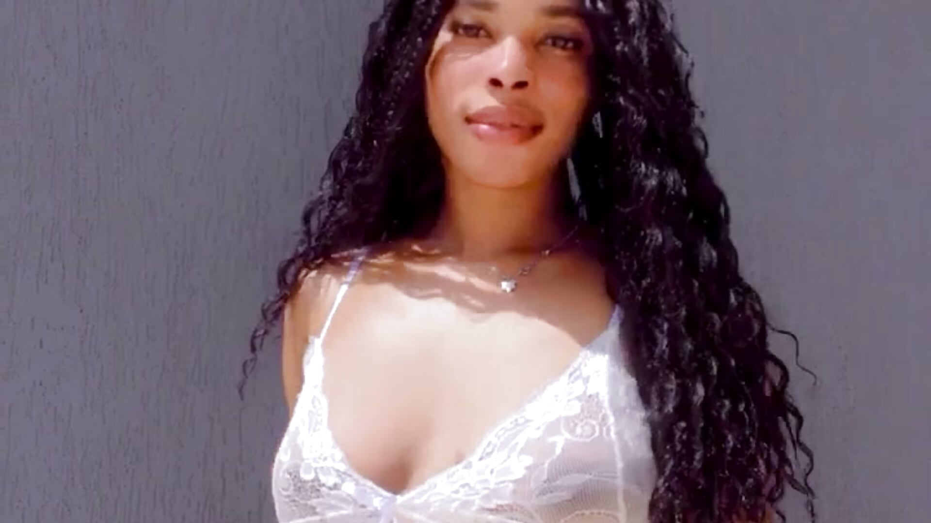 9EBE7A17-7B5D-4FE9-AEA8-144062930C22 - _Gyy_ 캠 모델의 동영상