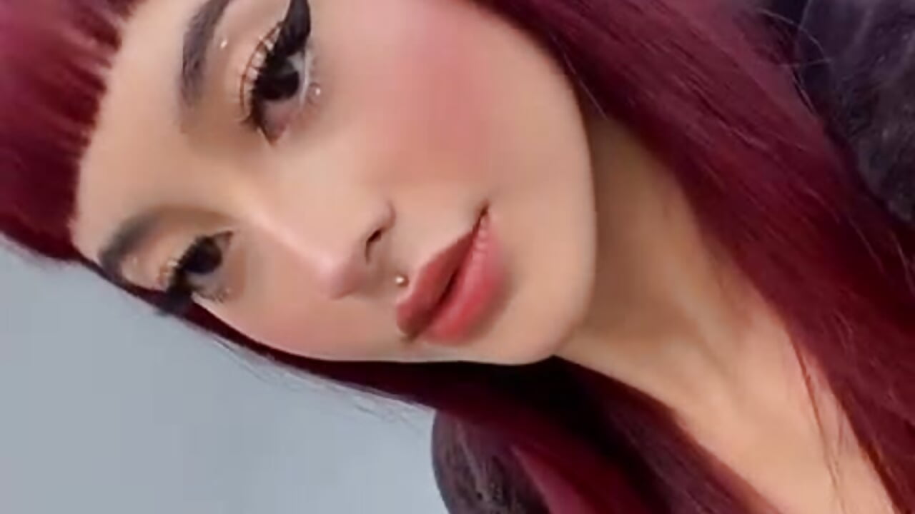 i love my face 🥰 - video by iam_scarlett_hot cam model