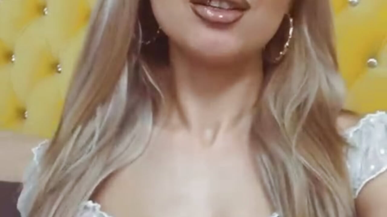 WhatsApp Video 2025-05-22 at 07.05.37_c483ac5c.mp4 - video by KeraSmith cam model