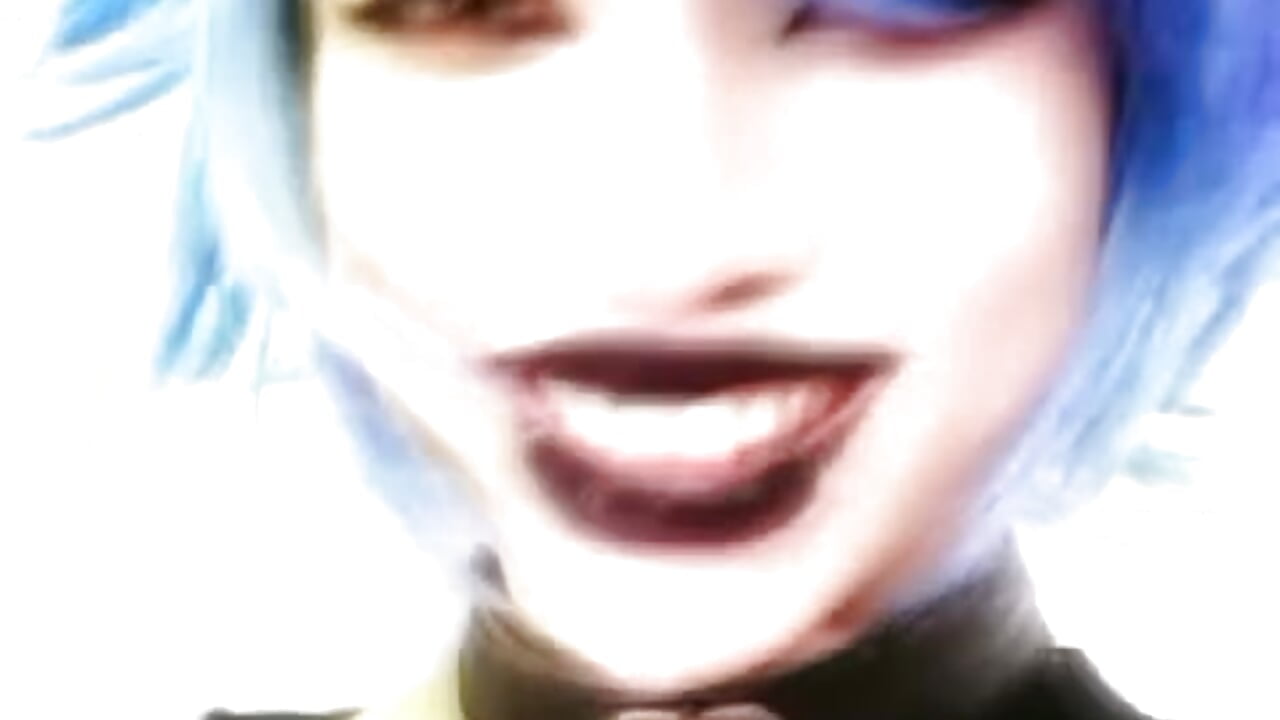 follow me in tiktok  aliester___ - video by gabriel__manson cam model