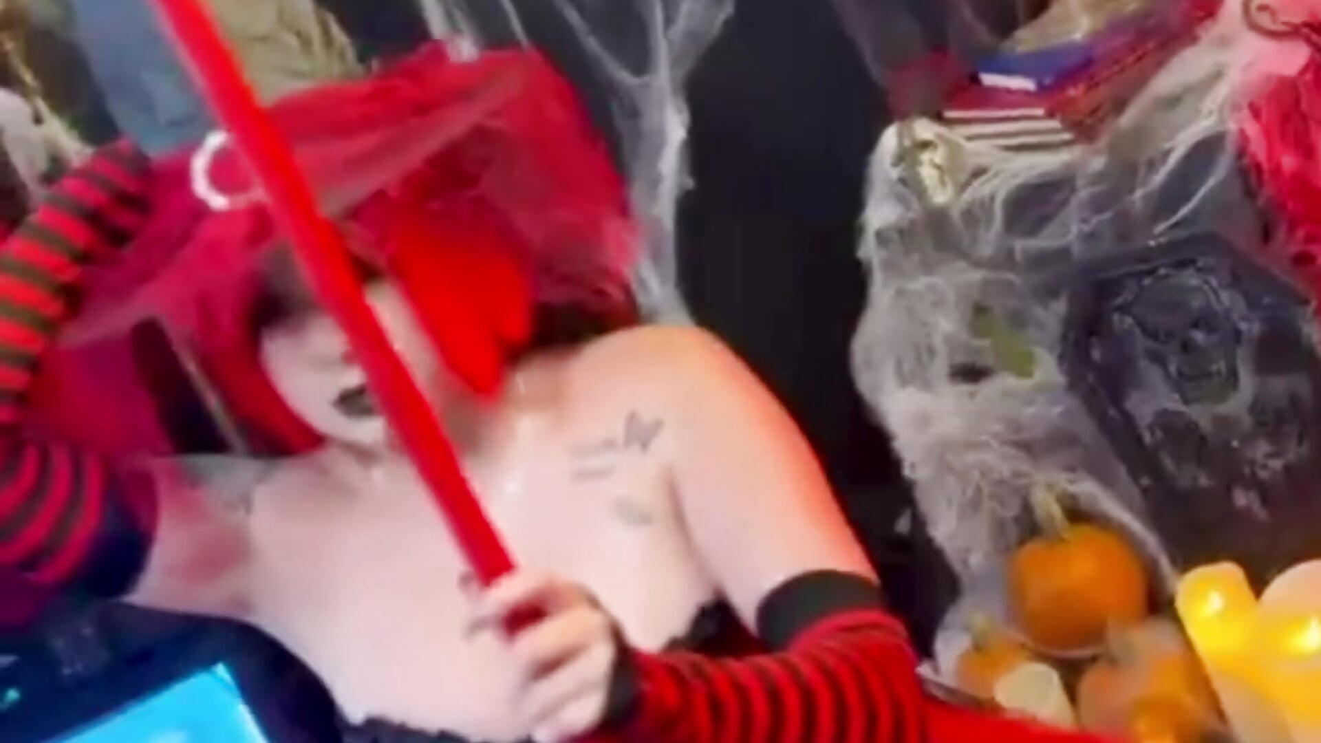 Spooky time! 🎃 - video của người mẫu cam AmbarHills_1