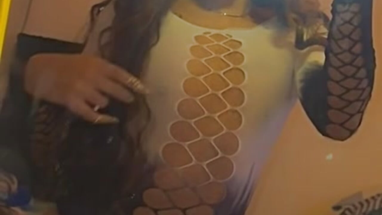 6EF1E27D-3594-4BC1-B201-E7F8B9F0A304.mov - video by mia_foxts cam model