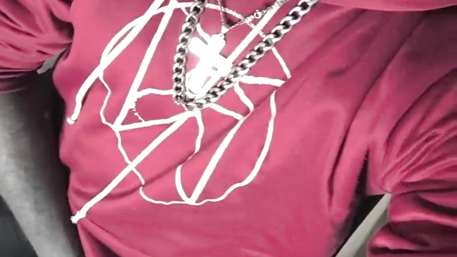 1000142275 - video by darkclothes cam model