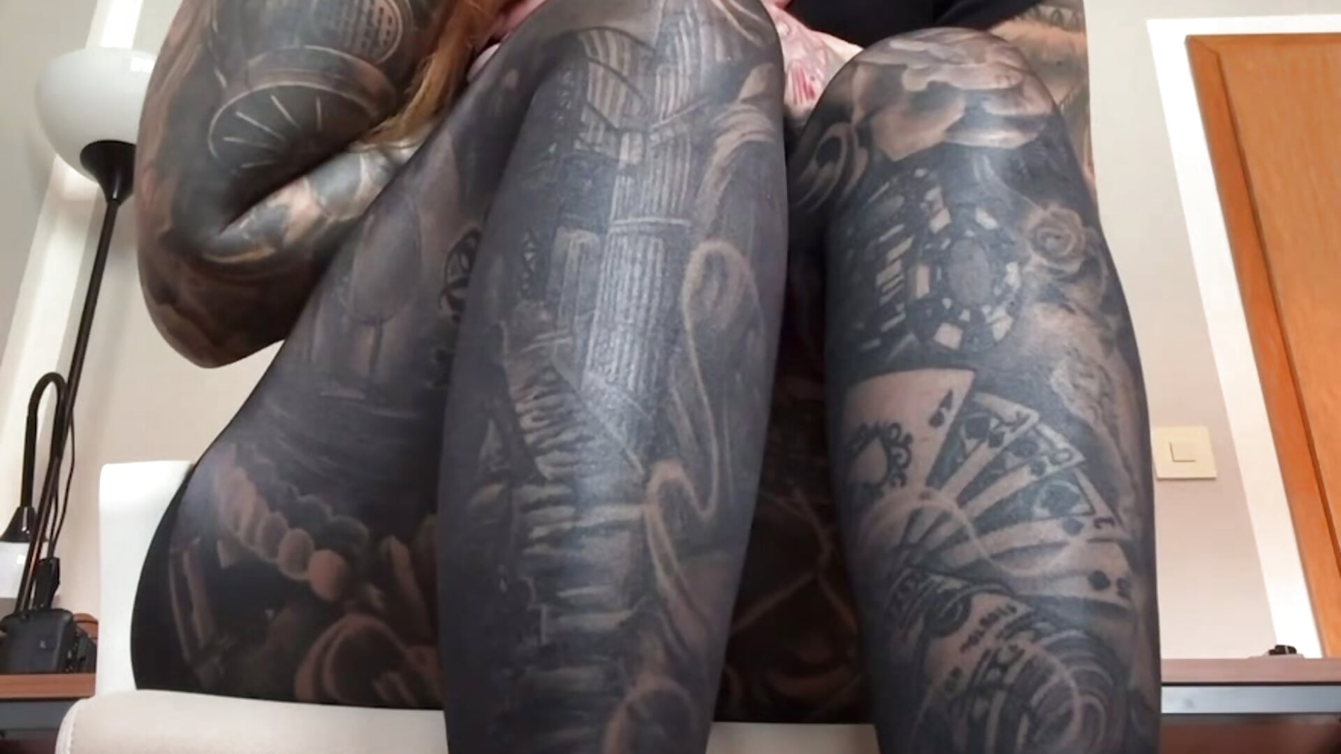 Dominant - du kleine erbärmliche blowjobqueen - Inked_lorena 캠 모델의 동영상