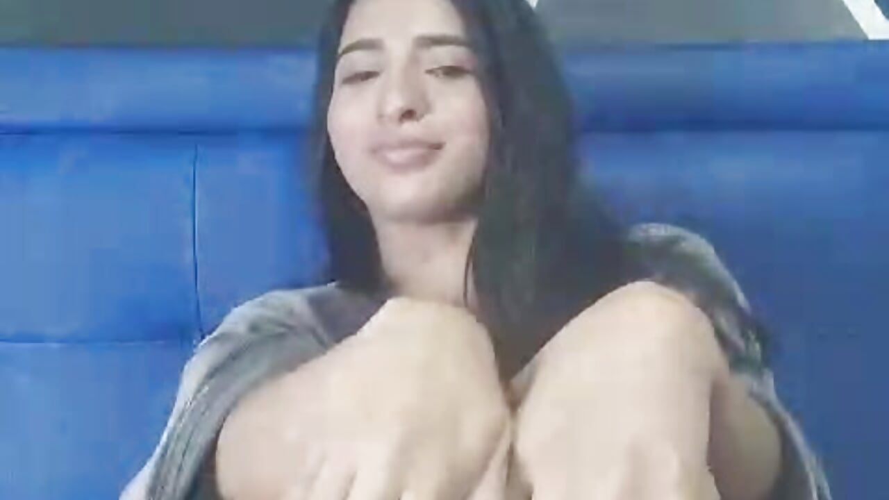 WhatsApp Video 2024-11-22 at 5,33,04 PM - video by cherry_modelx_ cam model