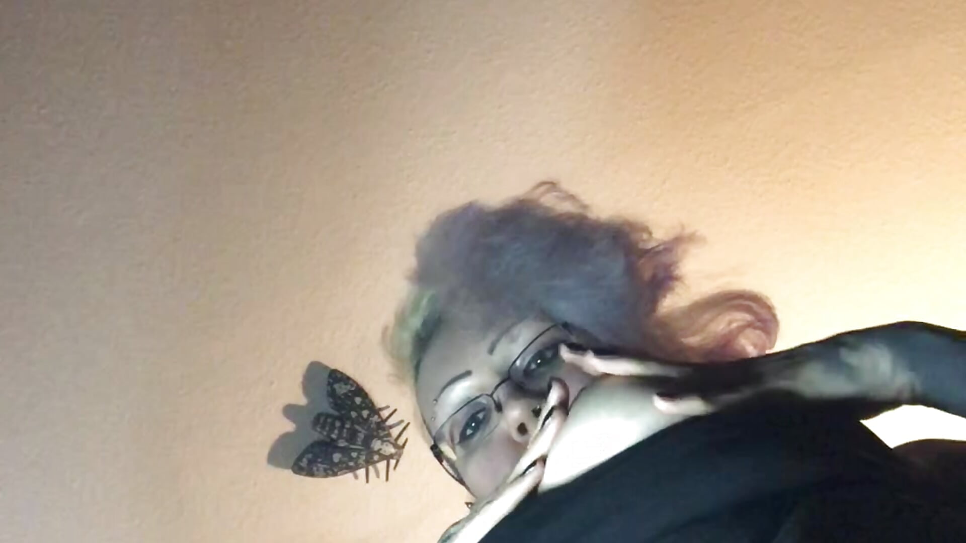 20220617retro tit play pov from below - video Just_Nona kameramallilta