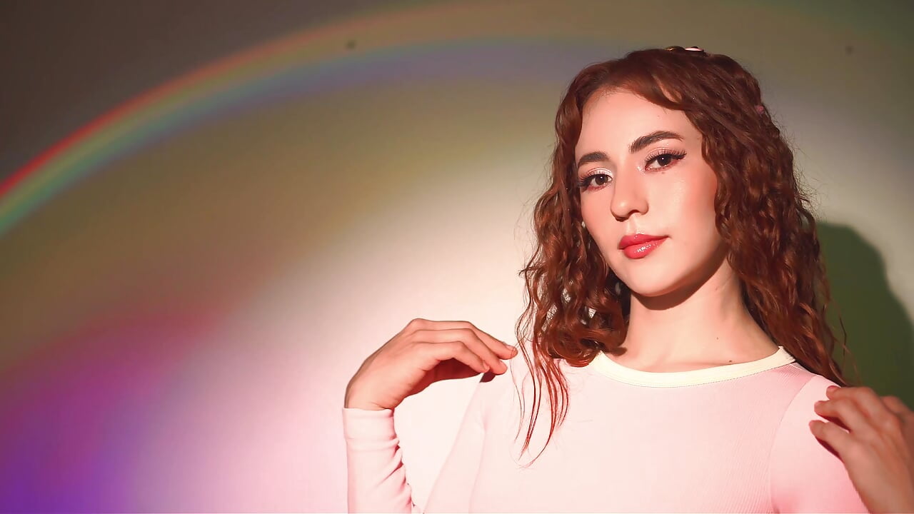 profile-intro-video-1781909814 - βίντεο μοντέλου Hanna_Simmons