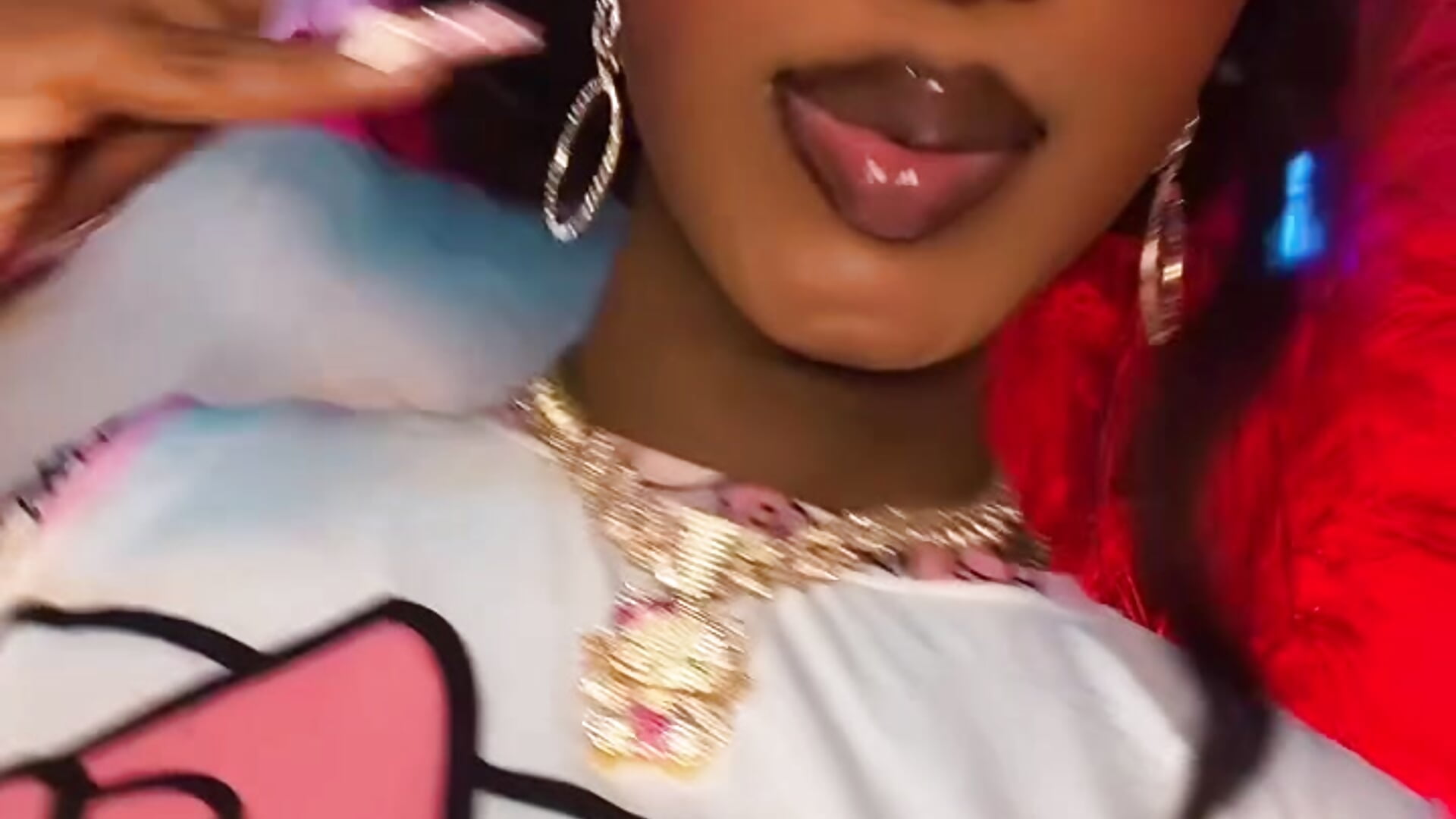 Kitty🎀 - סרטון של princess_chocolatee, דוגמן/ית מצלמה