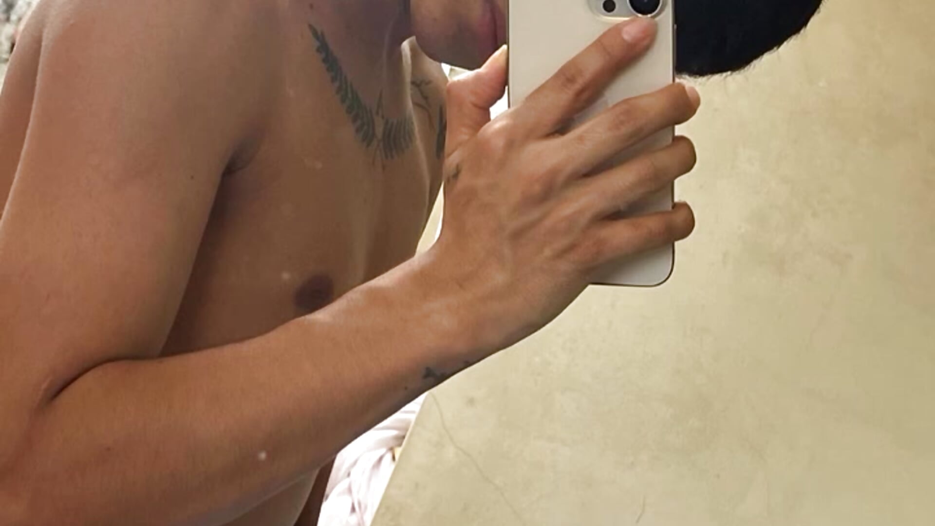 Hot boy - vidéo du modèle de showcams Lukas_strong