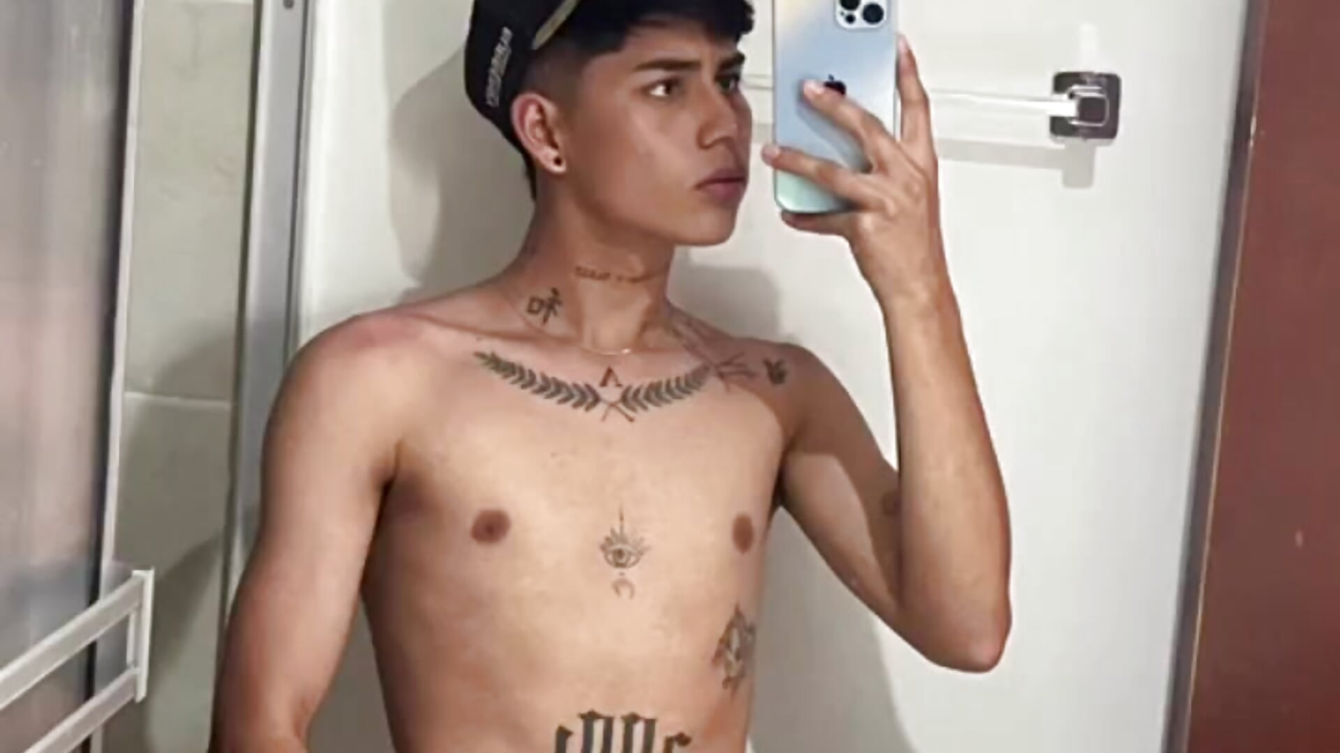 Lukas sexy - vidéo du modèle de showcams Lukas_strong