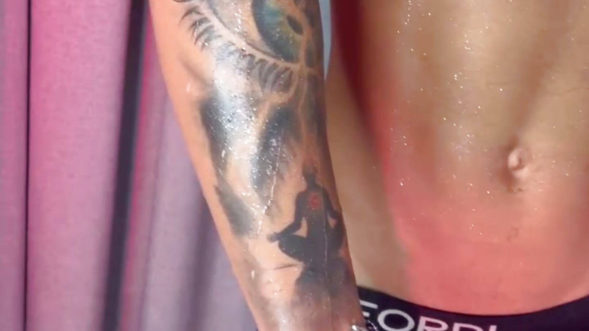 Do my tattoos turn you on? 🥵 - video by Ken-boy_ cam model