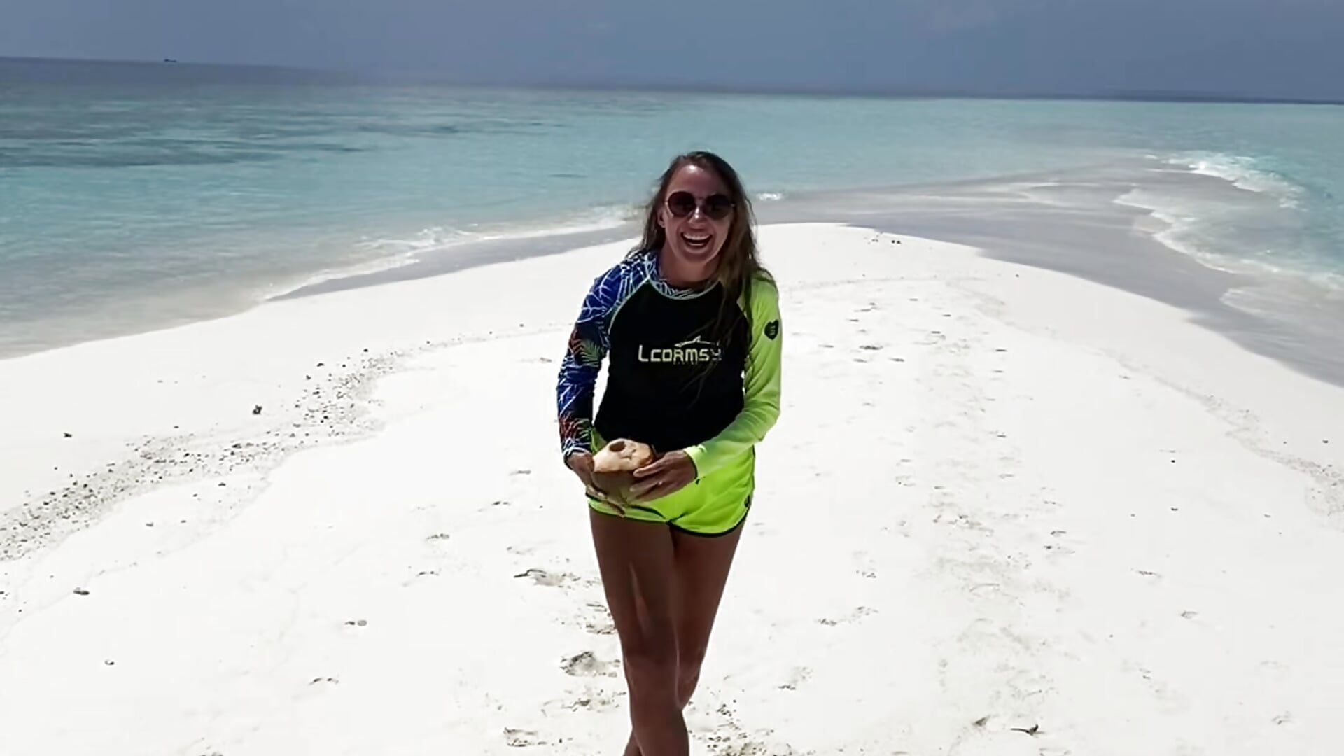 Vacation - KITTENGR 캠 모델의 동영상