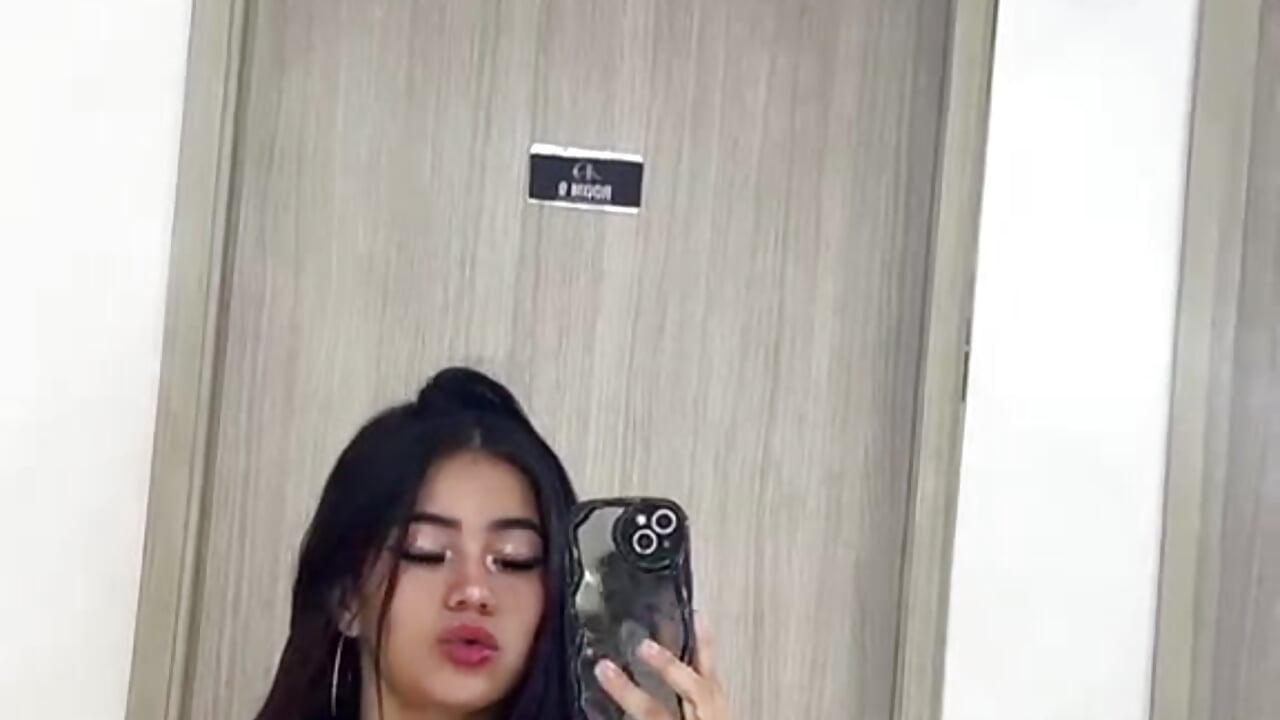 sexy colombia - video by Megan_Thompsonn cam model