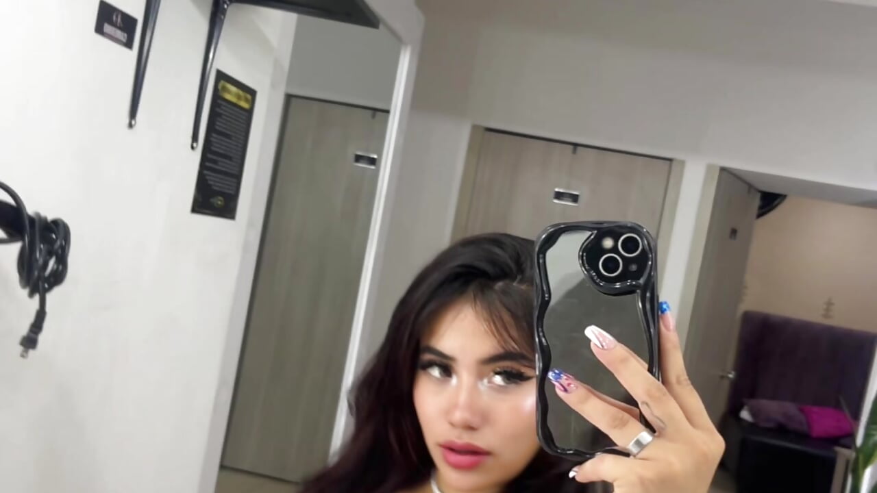 🙈😈 - video của người mẫu cam Megan_Thompsonn