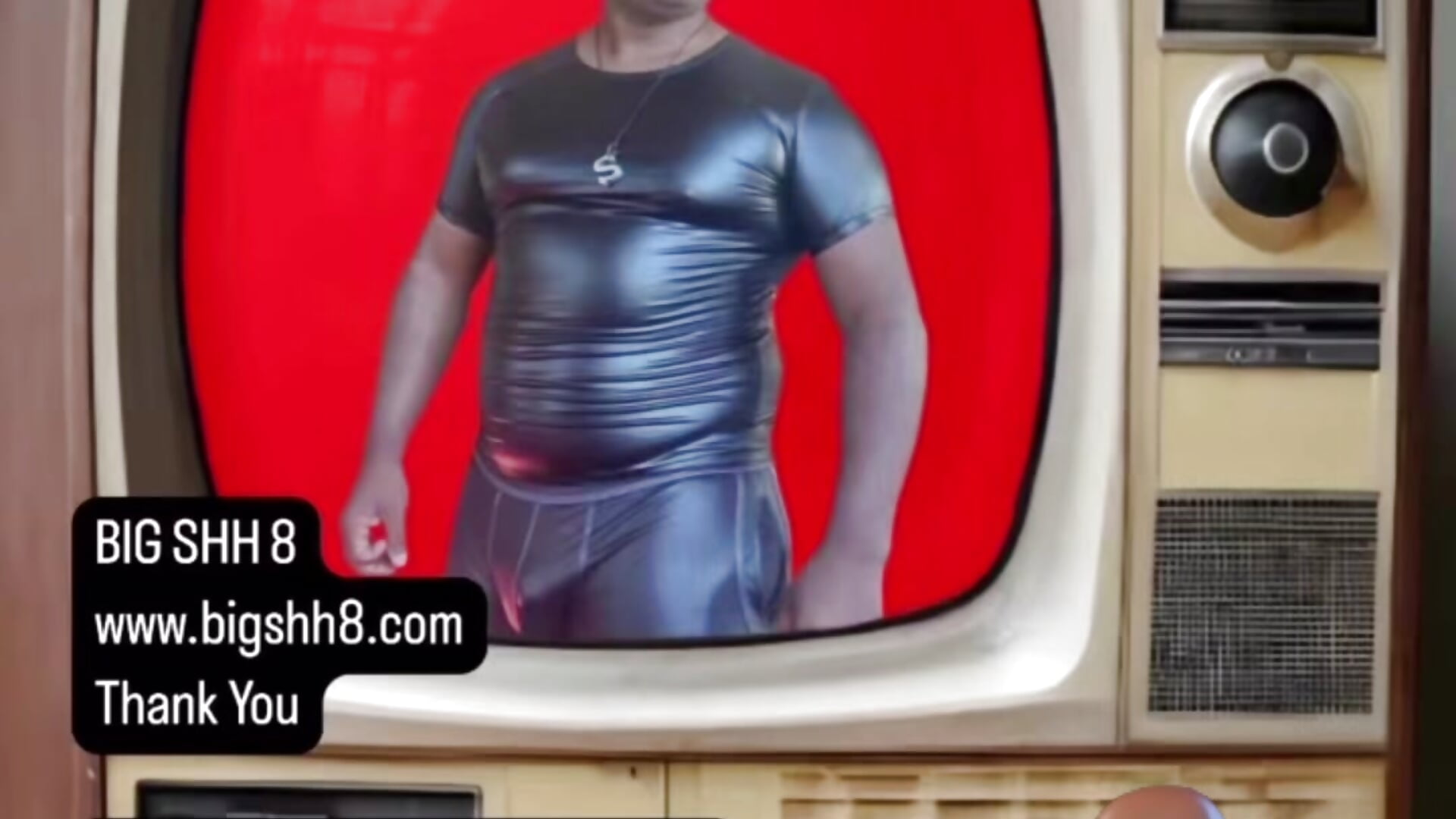 BIGSHH8.COM - video by bigshh8 cam model