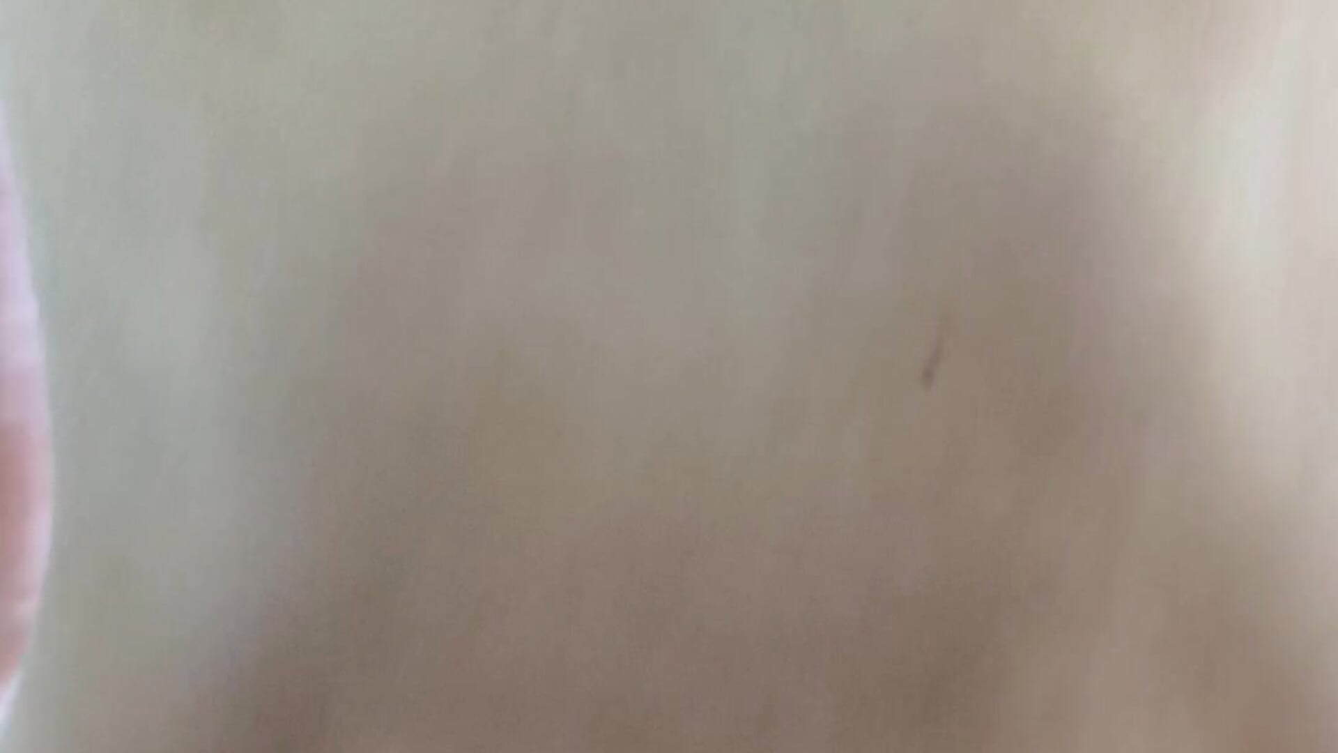 Grosse ejac dans ma bouche - vidéo du modèle de showcams CrazyFrench2